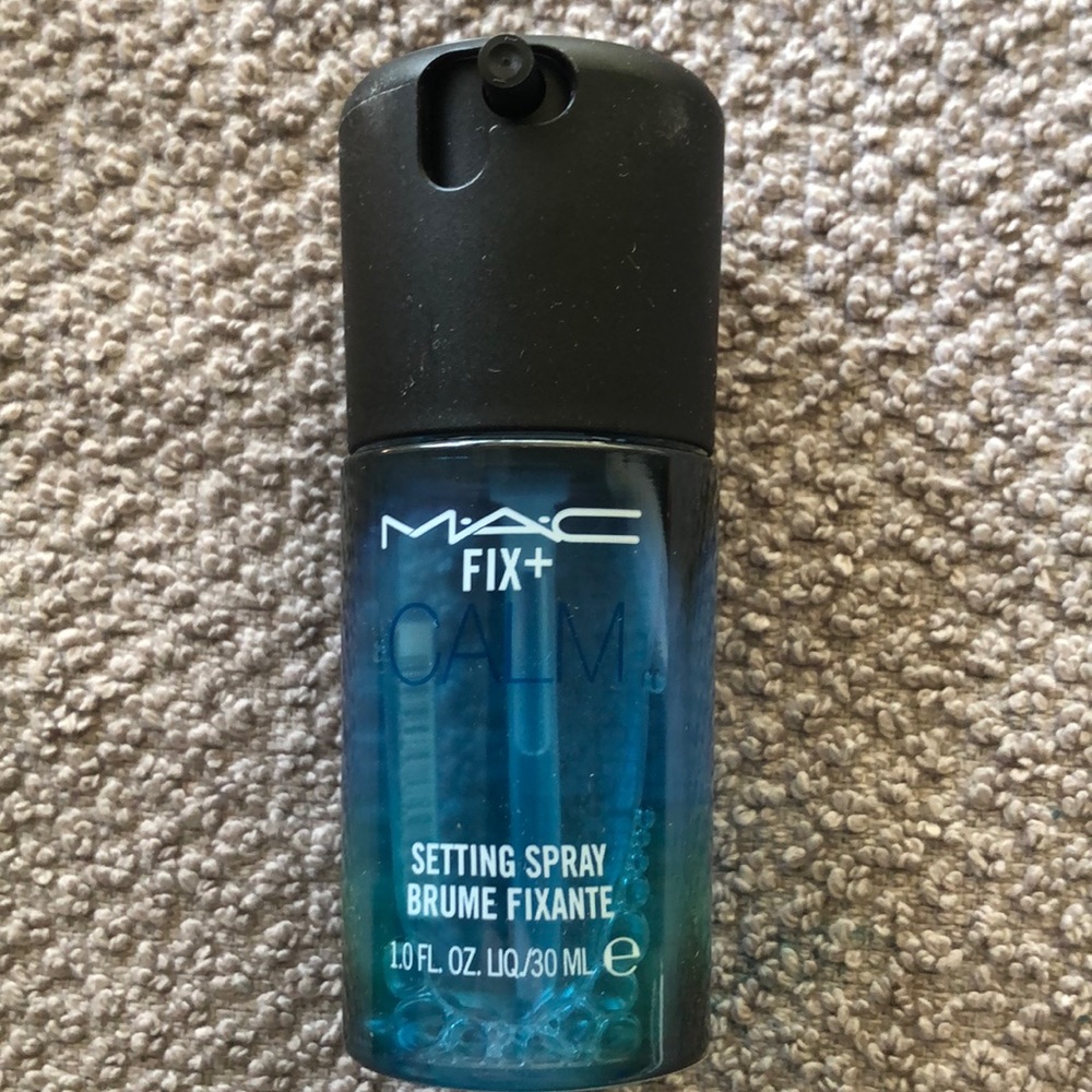 MAC Fix+ ‘Calm’ Setting Spray NWOT